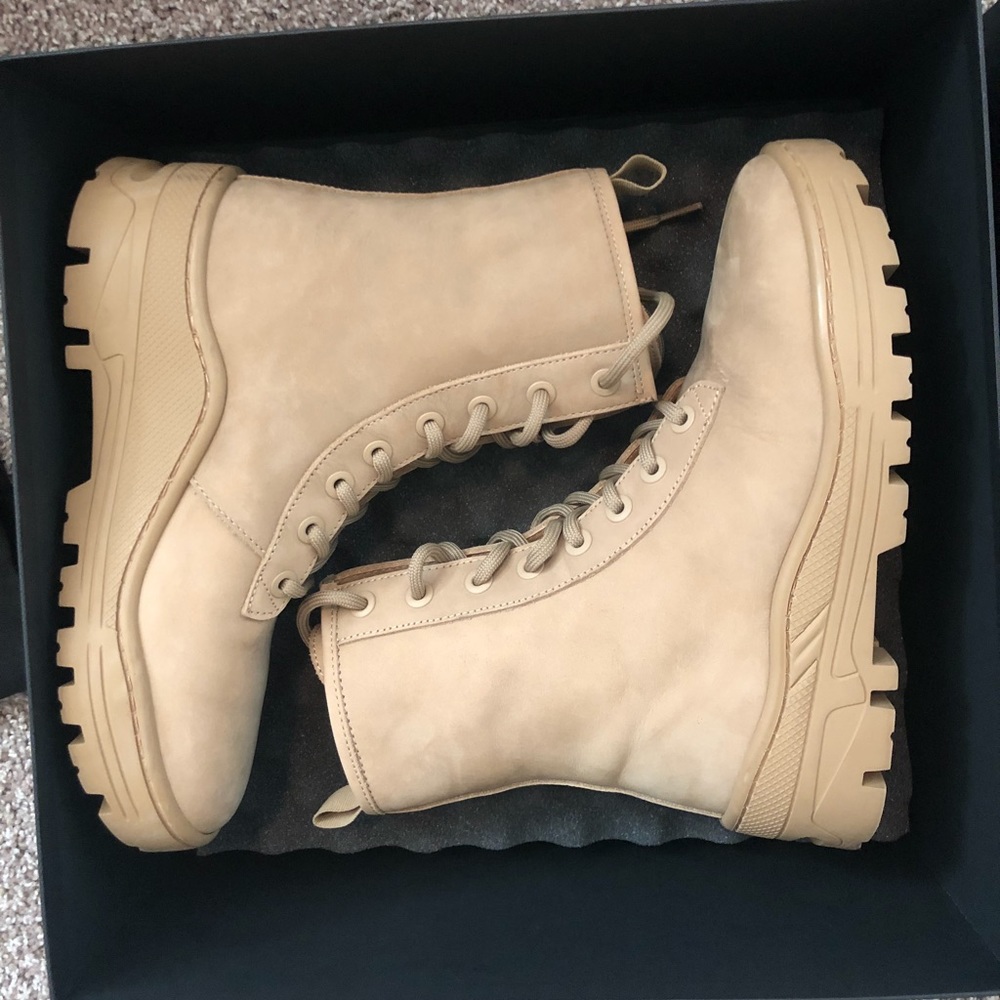 Yeezy season 5 taupe nubuck combat boots